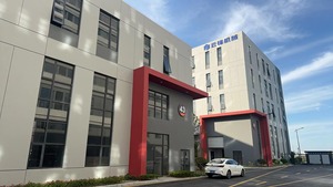 Hot Bán Gói Duy Nhất Khăn Lau Ướt Đóng Gói Máy Móc Tự Động 4-Bên Niêm Phong Máy Cho Ướt Lau Nhà Hàng Sản Xuất - Product Image 2