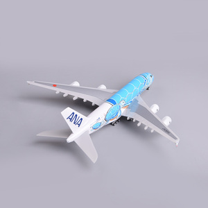 โมเดลเครื่องบินเรซิ่นไดแคสต์ <span class=keywords><strong>แอร์</strong></span><span class=keywords><strong>บัส</strong></span> <span class=keywords><strong>เอ</strong></span><span class=keywords><strong>380</strong></span> ลายเต่าของสายการบินเอเอ็นเอ ขนาด 1/200 ความยาว 30 ซม. พร้อมล้อสีส้ม เขียว น้ำเงิน - Product Image 2