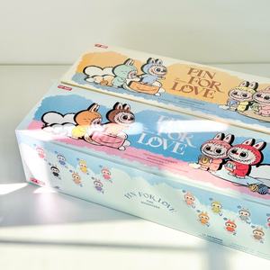 دمية POP MART MONSTER Labubu V4 PIN الأصلية من سلسلة LOVE، قلادة قطيفة صغيرة برمز القلب (A-<span class=keywords><strong>M</strong></span>)(N-Z)، شخصيات محشوة في صندوق مفاجآت - Product Image 3