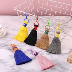 Nuevo Llavero de Estilo Pastoral Hecho a Mano con Hilo de Algodón, Macramé Boho, PVC Ecológico, Colgante de Borla para Bolso o Coche - Product Image 2