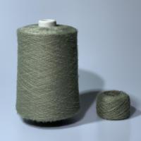 1,3cm 13NM Imitations-Nerzgarn 100% Nylon Fancy Federgarn zum Stricken von Pullovern, Socken, Schals und Handschuhen