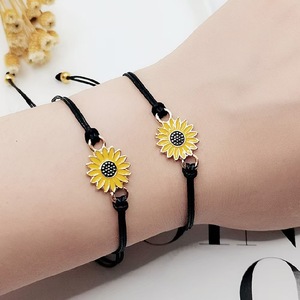Braccialetti di girasole fatti a mano con cordino di cotone <span class=keywords><strong>e</strong></span> corda nera con stile religioso braccialetti avvolgenti con nappe per regali di auguri di <span class=keywords><strong>amicizia</strong></span> - Product Image 1