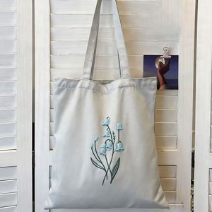 Custom Printed Heavy Duty Eco-Friendly Canvas Tote <b>Bag</b> with Zipper Closure Custom Colors & Logo for Outdoor Use - Product Image 2