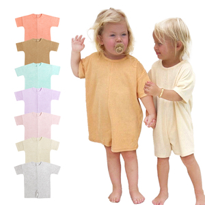 Mameluco de Bebé Personalizado de Felpa, Manga Corta, Cuello Redondo, Botones en la Espalda, Suave y Amigable con la Piel, Mono para Bebé, Ropa de Uso Diario - Product Image 1