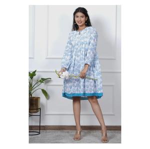 Versátil vestido de algodón de manga larga Handblock estampado tejido ideal para viajes clima de transición capas venta India - Product Image 1