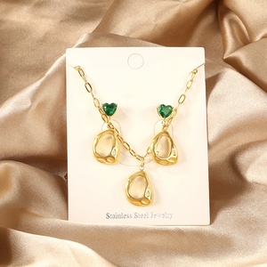 สร้อยคอเหล็กกล้าไร้สนิมออกแบบเองได้ ราคาประหยัด ชุบทอง 18K 14K เครื่องประดับจี้เหล็กกล้าไร้สนิมสวยงามสำหรับผู้หญิง - Product Image 4