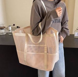 Sac de plage en maille pour femmes, sac fourre-tout pliable de couleur unie, sac d'exercice de yoga imperméable - Product Image 2