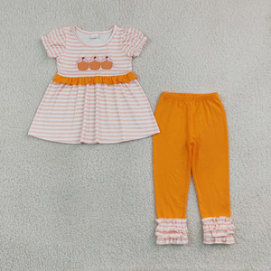 Ensemble de Thanksgiving pour bébé garçon : chemise brodée citrouilles et pantalon à carreaux - Product Image 5