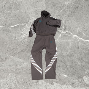 Conjunto informal de dos piezas unisex para otoño, conjunto cálido para correr, Sudadera con capucha y pantalones de punto multicolor con estampado de letras, tela de felpa - Product Image 1