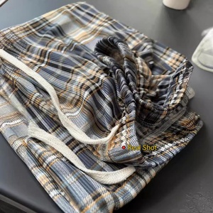 <span class=keywords><strong>Pantalon</strong></span> long à carreaux taille haute en soie glacée douce <span class=keywords><strong>Pantalon</strong></span> décontracté printemps été <span class=keywords><strong>pantalon</strong></span> mince à jambes larges pour <span class=keywords><strong>femme</strong></span> - Product Image 4
