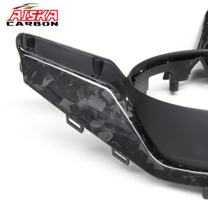 AISKA 992 Volant de course en carbone forgé à sec pour la décoration intérieure et le tuning des Porsche Taycan Cayenne Panamera - Product Image 4