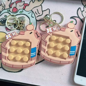 Nouvelle console de jeu mini anti-stress Tic-tac-toe portable, porte-clés lumineux, pendentif, machine à poupées, jouet, cadeau, vente en gros - Product Image 6