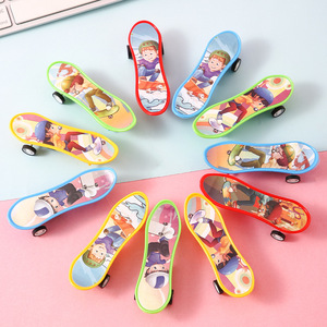 Jouet de skateboard à doigts en plastique, à rétrofriction, pour enfants de 4 à 7 ans, design de dessin animé unisexe - Product Image 4