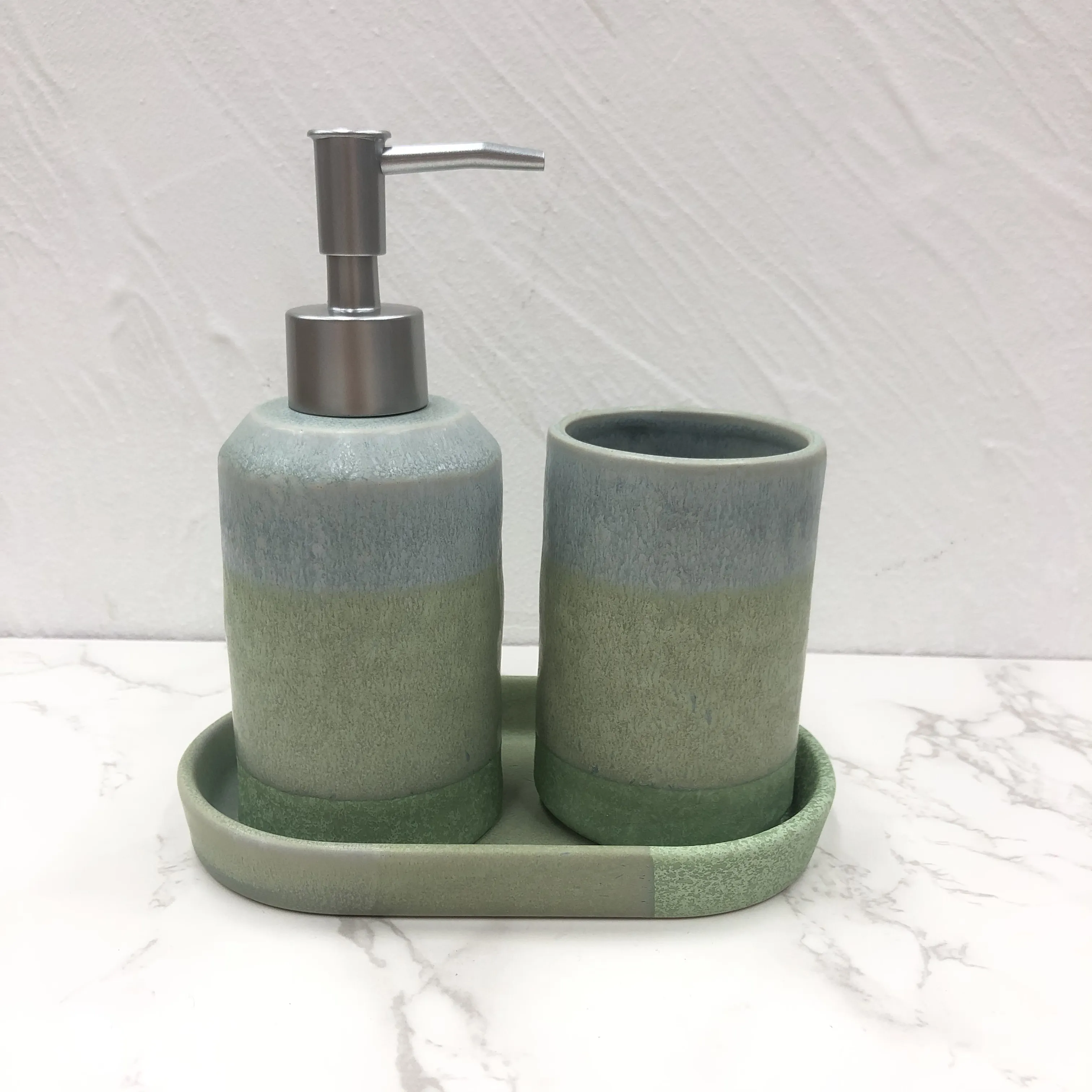 Set di accessori da bagno in ceramica da 4 pezzi con lozione o dispenser di sapone liquido tazza portasapone perfetto per la decorazione domestica bagno