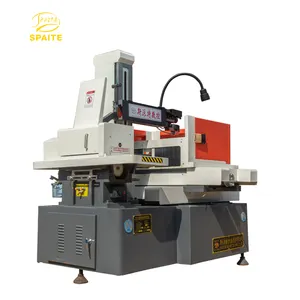 Technologically Advanced Middle Speed Wire EDM Machine DK7735E Precise Accessories Wire Cutting Machine For Metal