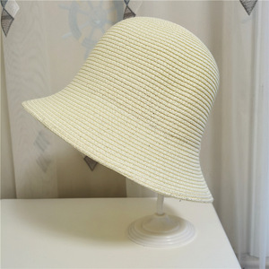 Vente en gros de chapeaux de paille tissés pliables de protection solaire pour femmes chapeaux de seau d'été casquettes de plage en plein air - Product Image 6