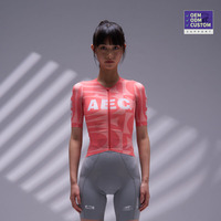 Maillot de cyclisme personnalisé pour femme de haute qualité, manches courtes, sans coutures, en polyester léger, respirant, anti-transpiration, extensible dans quatre directions
