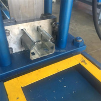Máquina de fabricación de metal para montaje en almacén, estantería de almacenamiento con vigas, en venta
