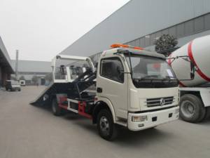 Dongfeng 4X2 wreck 30T ruotare per 360 gradi heavy duty demolitore camion per la vendita - Product Image 3