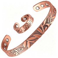 Vente en gros de bracelets et bagues en cuivre pur gravés avec des feuilles de rose, style vintage, oxydé, bohème, bracelet ouvert pour femmes