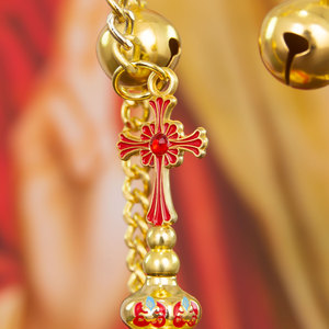 Handgefertigtes Orthodoxes Goldenes Weihrauchfass mit Lebhaften Roten Emailakzenten für Kirchliche Zeremonien - Product Image 3