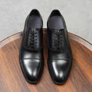 Zapatos Casuales de Otoño con Punta en Pico y Diseño Italiano de Lujo en Cuero Personalizado para Ocasiones Formales, Zapatos para Hombre - Product Image 4
