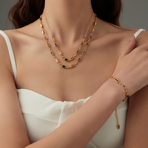 Charme de <span class=keywords><strong>bijoux</strong></span> en acier inoxydable à la mode simple Collier en pierre de verre <span class=keywords><strong>plaqué</strong></span> <span class=keywords><strong>or</strong></span> 18 carats pour femmes - Product Image 2