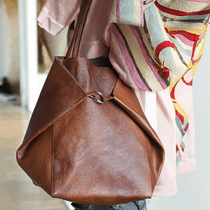 Bolsos Tote de Lujo para Mujer en Cuero PU Suave con Cierre de Cremallera, Impermeables, de Gran Capacidad, Bolsos de Hombro Extra Grandes - Product Image 3
