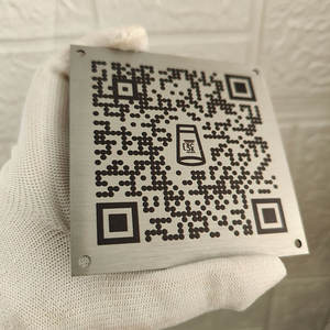 Plaque de menu de code QR en métal de luxe Menu QR <span class=keywords><strong>Scan</strong></span> de plaque en métal pour payer le code à barres - Product Image 3