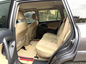 <span class=keywords><strong>Toyota</strong></span> <span class=keywords><strong>RAV4</strong></span> 2.0 SUV 2012 Usada, Tracción en las Cuatro Ruedas, Volante a la Izquierda, Interior Oscuro, Neumáticos R17, Auto Familiar para Aventuras - Product Image 4