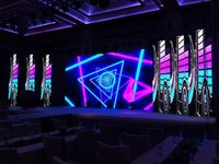 Pantalla LED a todo color P2.976 para interiores con nuevo diseño, soporte de exhibición curvo, cabina de DJ portátil para alquiler en centros comerciales
