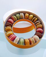 Boîte en papier ronde de luxe personnalisée et recyclable pour macarons, bonbons, biscuits, cadeaux, emballage en tube cylindrique, écologique