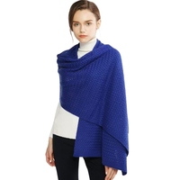 Écharpe d'hiver de mode de couleur unie en gros pour les femmes accessoires chauds tricotés avec taille et marque personnalisées