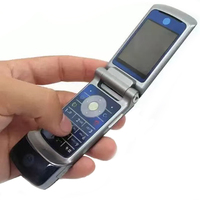 Venta al por mayor de teléfonos celulares GSM clásicos plegables desbloqueados, teléfono simple Razr K1 en stock.