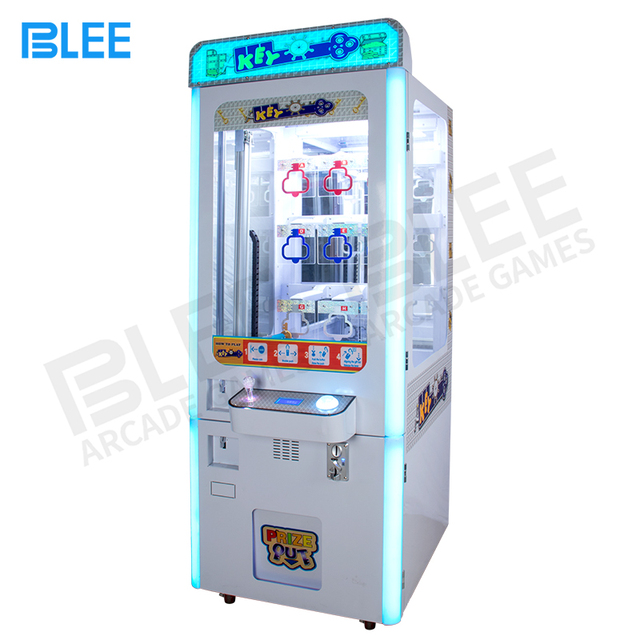 Amusement Arcade Golden Key Push Toy Game Machine Key Master Black for Sale