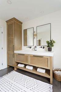 CBMart Classic Hotel Furniture Wooden Grain Bathroom Vanity Double Sink Solid Wood Pvc Vanity Cabinet Set - Product Image 6