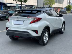 รถโตโยต้า <span class=keywords><strong>C</strong></span>-<span class=keywords><strong>HR</strong></span> 2.0L รุ่นสะดวกสบายรถมืออาชีพ - Product Image 5