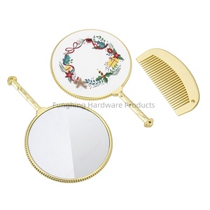 Cadeaux de Noël Mini ensemble de peignes à miroir en métal moulé sous pression Portable Design en métal pour kit cadeau Arts & Crafts - Product Image 6