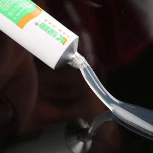 Colla Multiuso 50g in Tubetto, Adesivo Liquido Senza Chiodi per Legno, Prodotto da Fabbrica Cinese - Product Image 3
