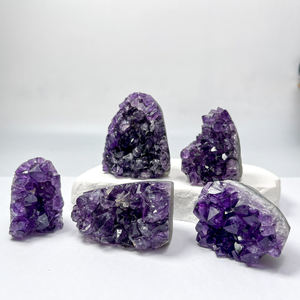 Fabrieksprijs Natuurlijke Hoge Kwaliteit Amethist Kristallen Clusters Geode Helende Kristallen Helende Edelsteen Te Koop - Product Image 3