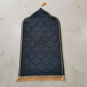 Muslim Islamic Prayer <span class=keywords><strong>Mat</strong></span> 2mm Dicker Schaum Gebets teppiche Geprägte Textilien Square Cut Pile Design für Travel Kids Home Wasch bare Matten - Product Image 4