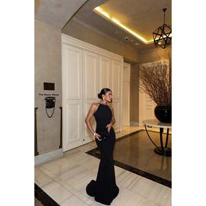 Vestido de Noche Negro de Ganchillo con Diseño Real de Lentejuelas, Talla XS, Largo hasta el Suelo, Vestido Formal de Fiesta con Detalles de Pedrería - Product Image 3