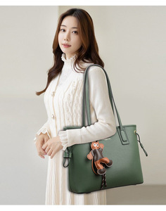 กระเป๋าสะพายข้างดีไซน์ใหม่ทันสมัย คุณภาพสูง หนัง PU กระเป๋าสะพายไหล่ กระเป๋าถือลำลองสุดหรูสำหรับผู้หญิง - Product Image 5