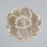Sets de table ronds en PVC vinyle écologiques, résistants à la chaleur, à motif floral métallique brillant, pour la décoration de la table à manger à la maison