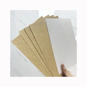 Rollos de Cartón Kraft de Alta Calidad <span class=keywords><strong>Ckb</strong></span> de 250 g/m² con Revestimiento Blanco en la Parte Delantera y Respaldo de Papel para un Buen Material de Embalaje - Product Image 1