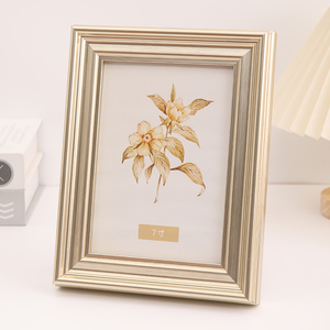 Hot Bán Tùy Chỉnh Châu Âu Cổ Điển Cổ Điển Nhựa Khung Ảnh Đứng Treo Tường Trang Trí Nghệ Thuật Khác Nhau Kích Cỡ Màu Sắc - Product Image 1