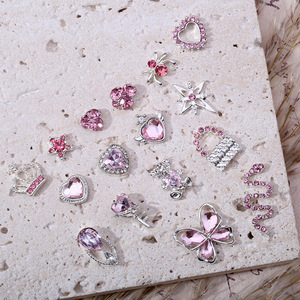 Breloques pour ongles Y2K Saint-Valentin, roses, 3D, en forme de cœur, étoile, ours, serpent, fleur, papillon, avec strass pour un nail art mignon - Product Image 3