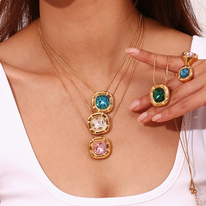 Ultima collana di fascia alta in acciaio inossidabile placcato oro 18K con fiore quadrato arrotondato Zirconia collana Set di anelli alla moda - Product Image 6