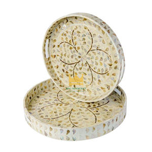 Plateau de service rond en nacre, fait main, de haute qualité, écologique, élégant, avec incrustation florale, couleur personnalisée, avec poignées, en provenance du Vietnam - Product Image 2