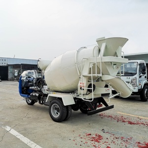 Camión Mezclador de Cemento de Cinco Ruedas con Cinco Compartimentos, Camión Mezclador de Concreto Pequeño para Carreteras Interiores de 2.5m3 3m3 - Product Image 3